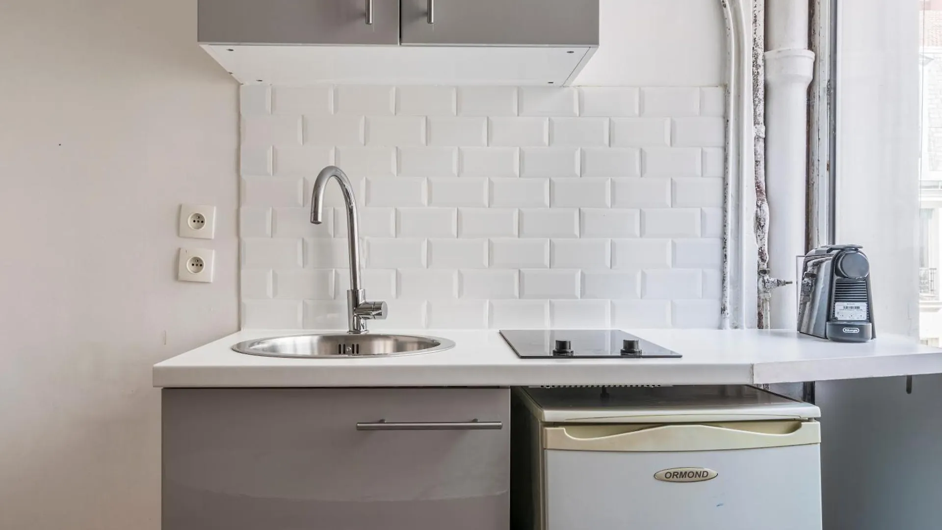Au Coeur De Montparnasse Apartment